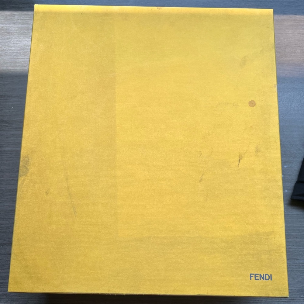 Fendi - Picture 4 of 4